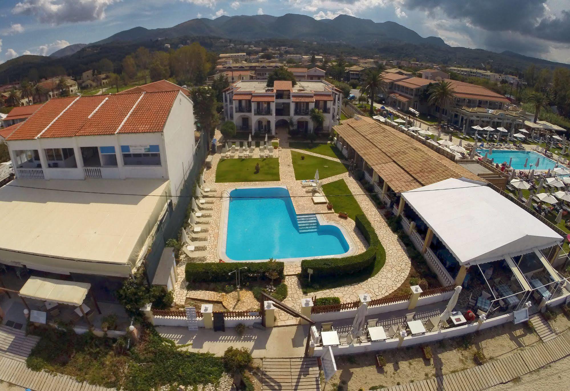 Filorian Hotel Apartments Acharavi  Exterior foto